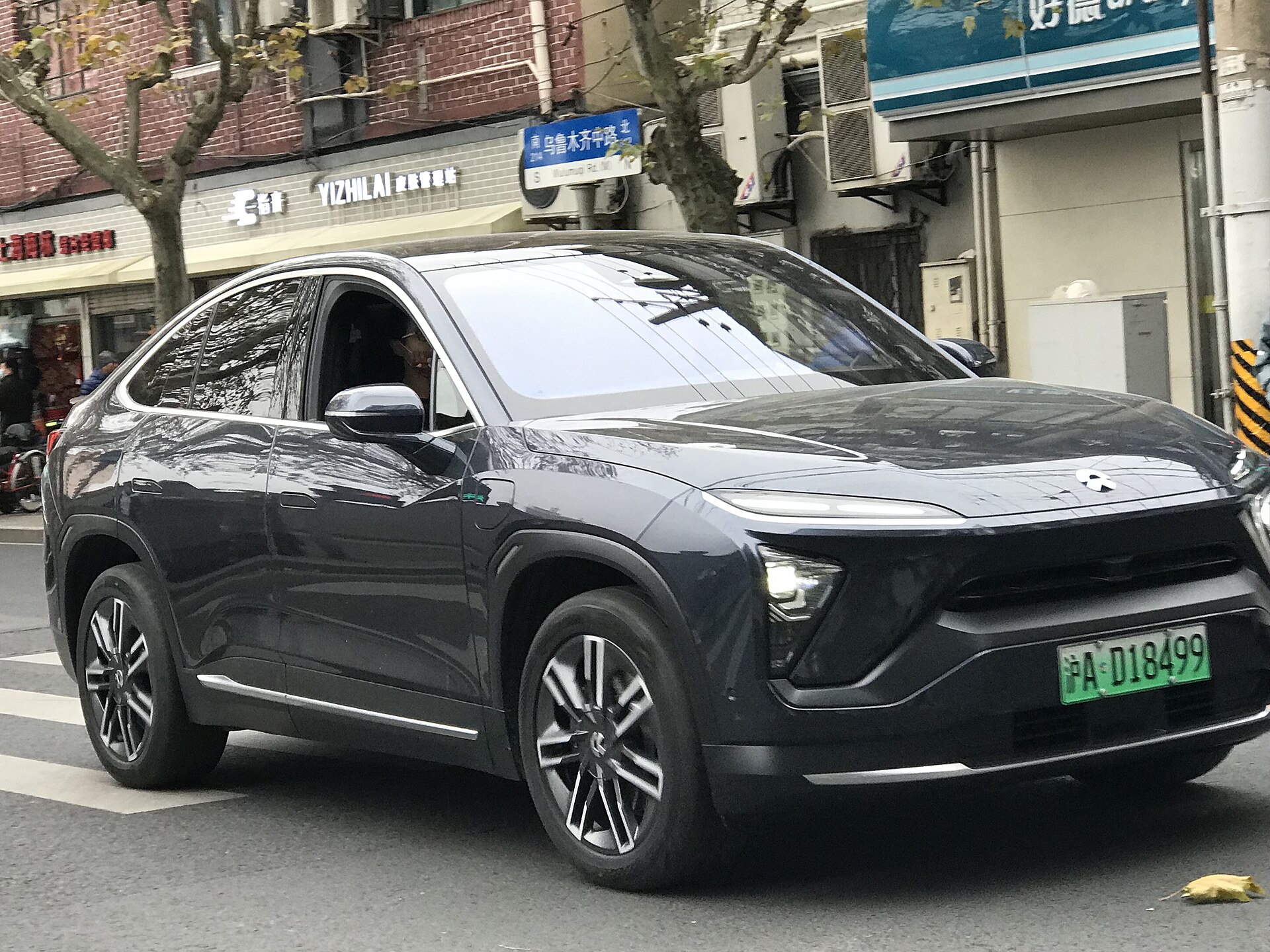 NIO Hands Geely a 30% Stake in Its Battery Swap Business