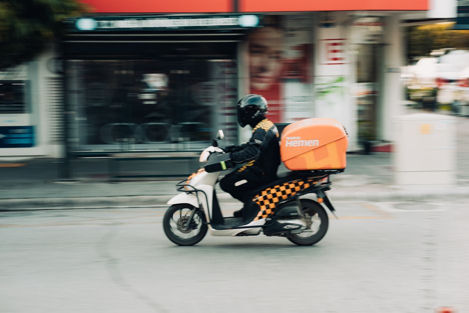 E3 Electric.Ai, Hindistan'ın İlk Yapay Zeka Destekli Modüler Scooter ve Teslimat Motosikletini Tanıttı