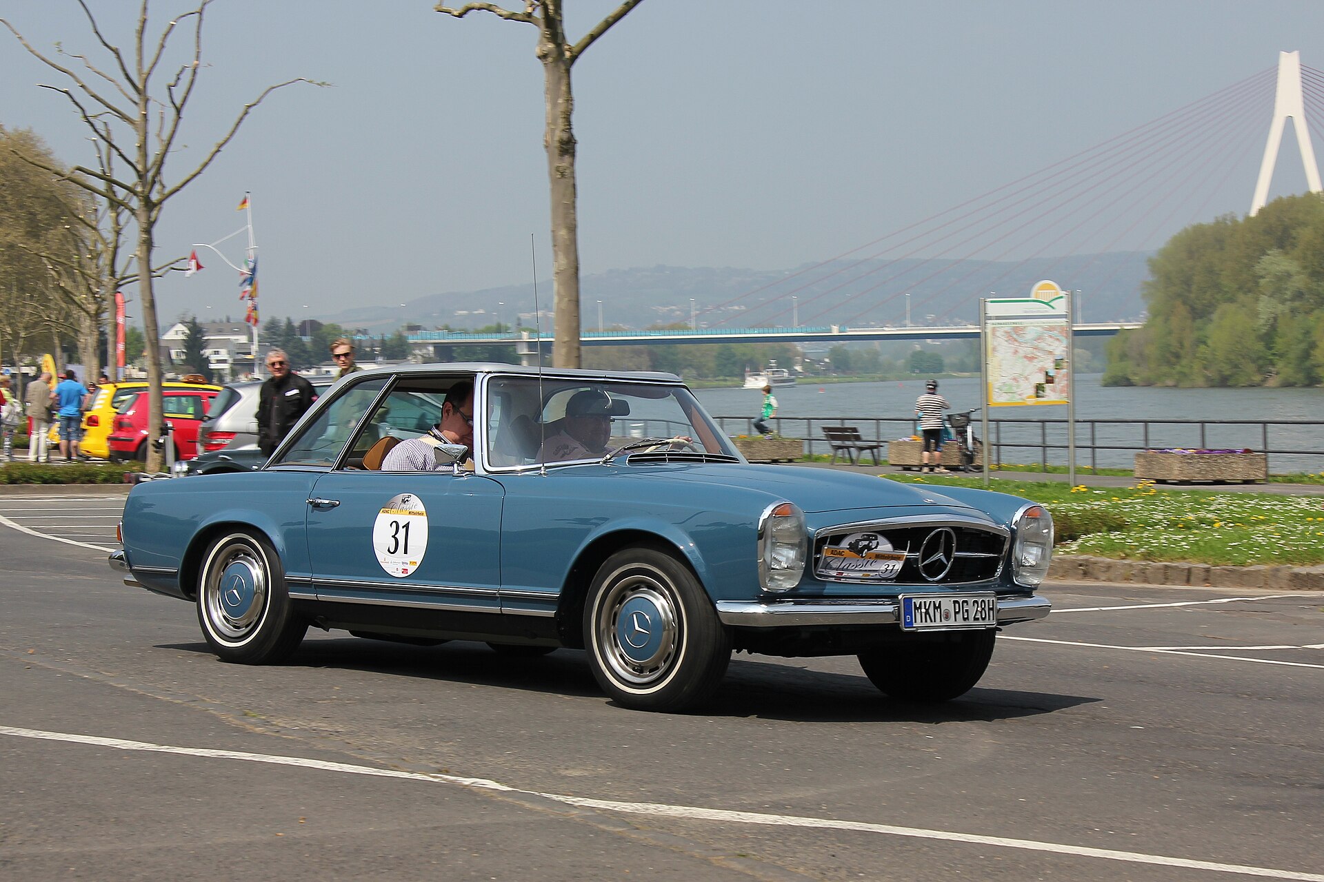A Running W113: This 1969 Mercedes-Benz 280SL Pagoda Still Drives