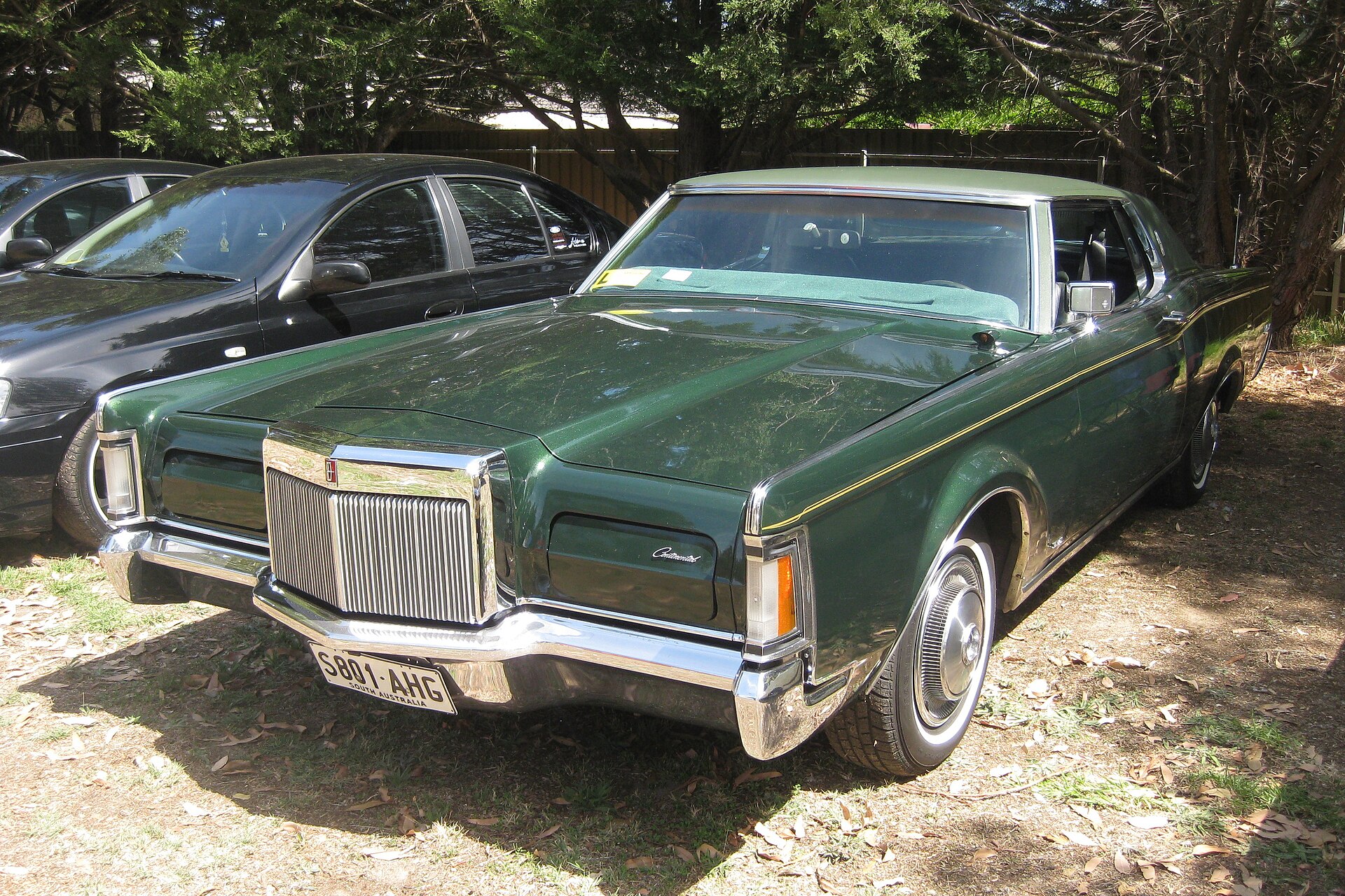 A 1971 Lincoln Continental Mark III With Just 24,000 Original Miles Is Up for Grabs