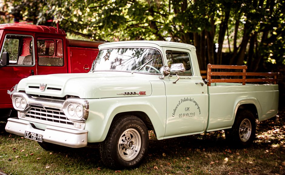 This 1955 Ford F-100 Still Wears Its Factory Equipment