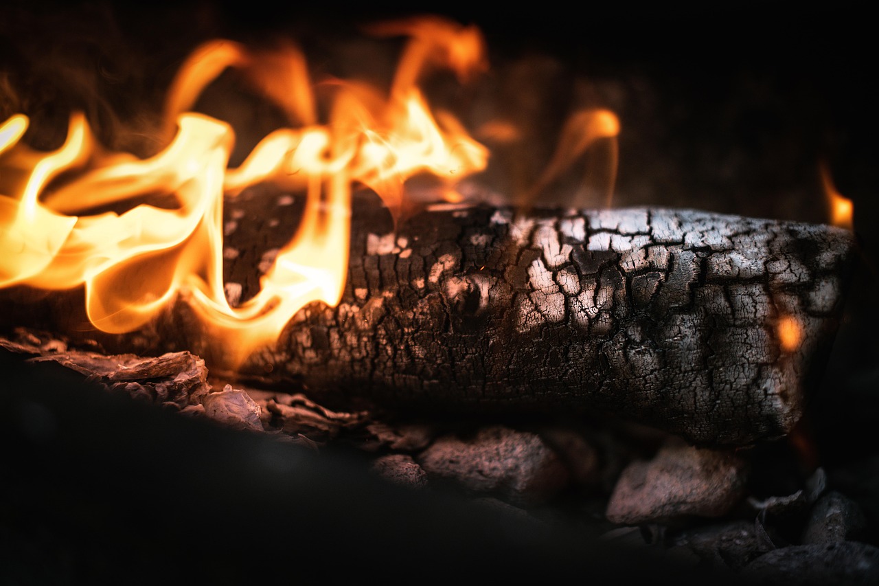 Überleben's Kräftig Grip Ferro Rod: A 20,000-Strike Survival Tool for the Road