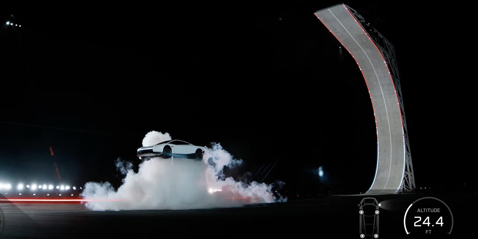 Tesla'nın Yeni Roadster'ı Uçuyor, Takla Atıyor ve Ters Gidiyor — Peki İddialar Gerçekçi mi?