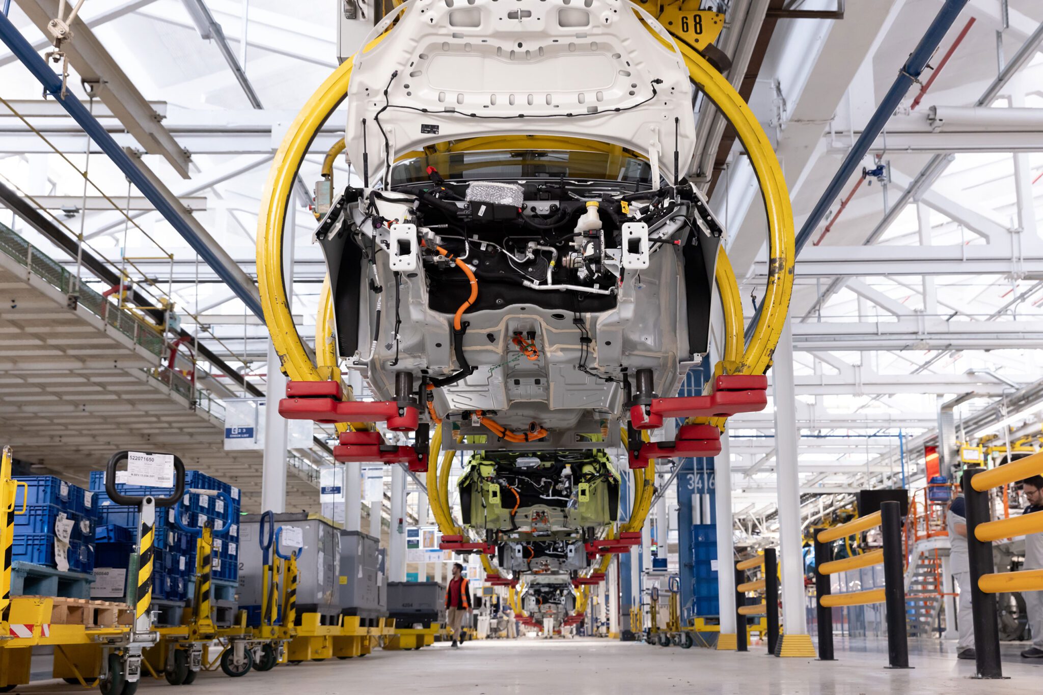 Stellantis Italy Output Rebounds Toward 450,000, Yet Fiat 500 Misses Its Mark