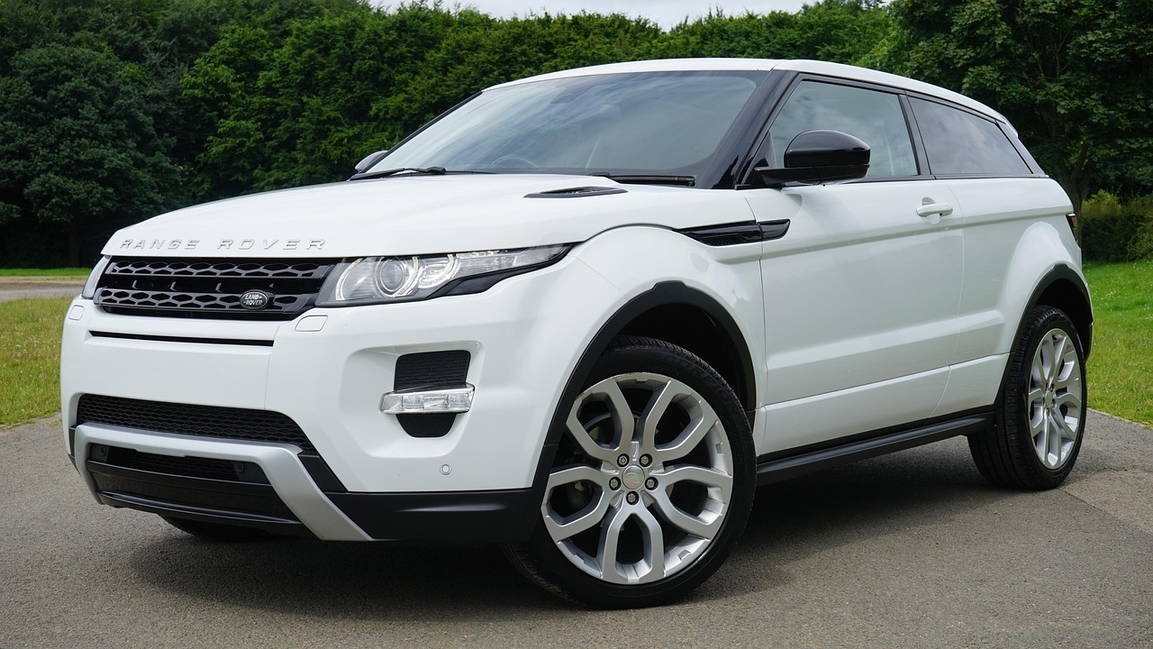 2027 Range Rover Electric Debuts with $180K First Edition, Arrives Later Than Expected
