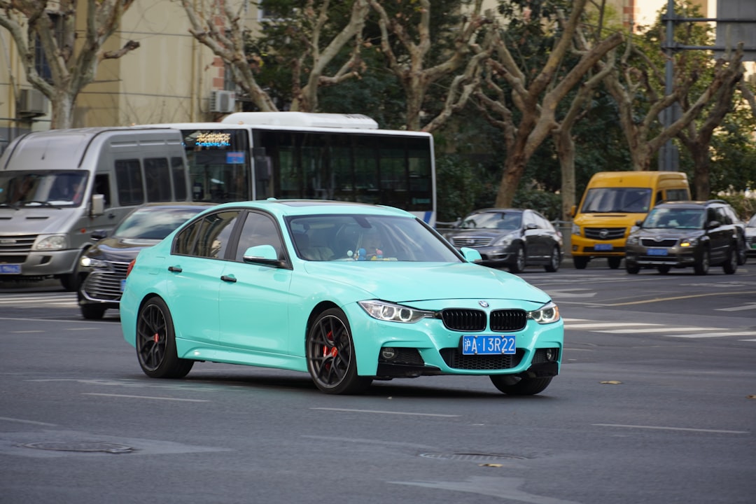BMW, Yeni Elektrikli Modellerle Çinli Alıcıları Geri Kazanmayı Hedefliyor