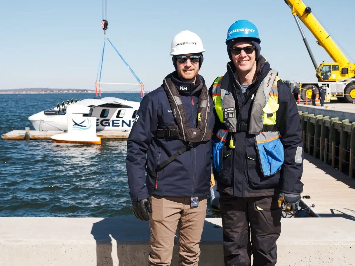 Regent, Deniz Piyadeleri Programı Büyürken Seaglider Fabrikasını Açtı