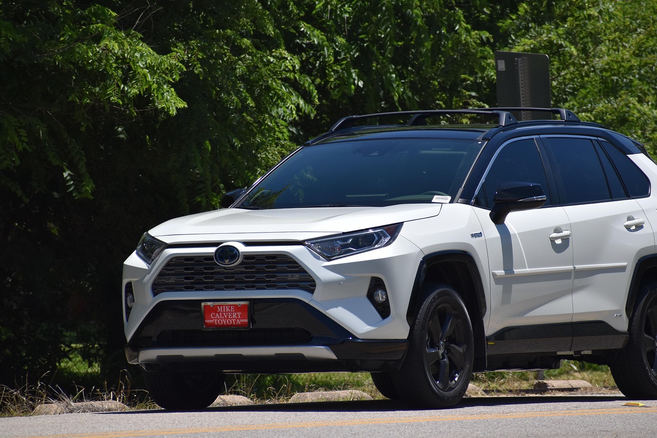 The Toyota Hybrid SUV That Lives in the RAV4's Shadow