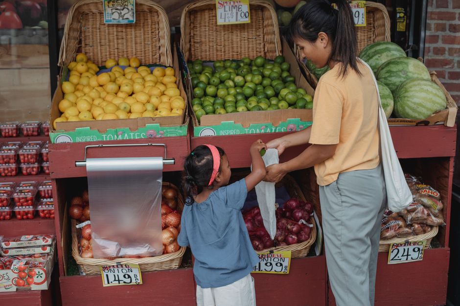 Understanding Food as Ecomedia Literacy: A Fresh Perspective