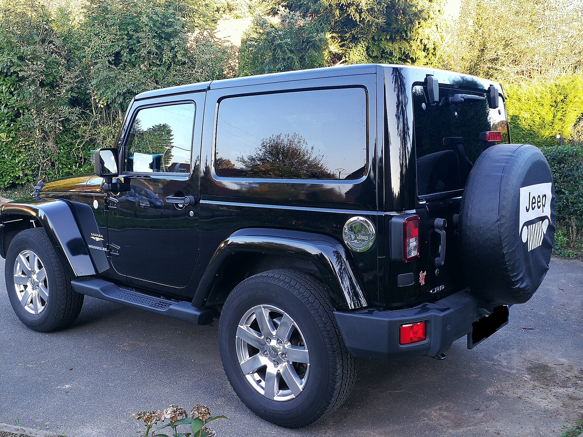 Jeep Recon'un 222 Millik Menzili Neden Bir Başarısızlık Değil?