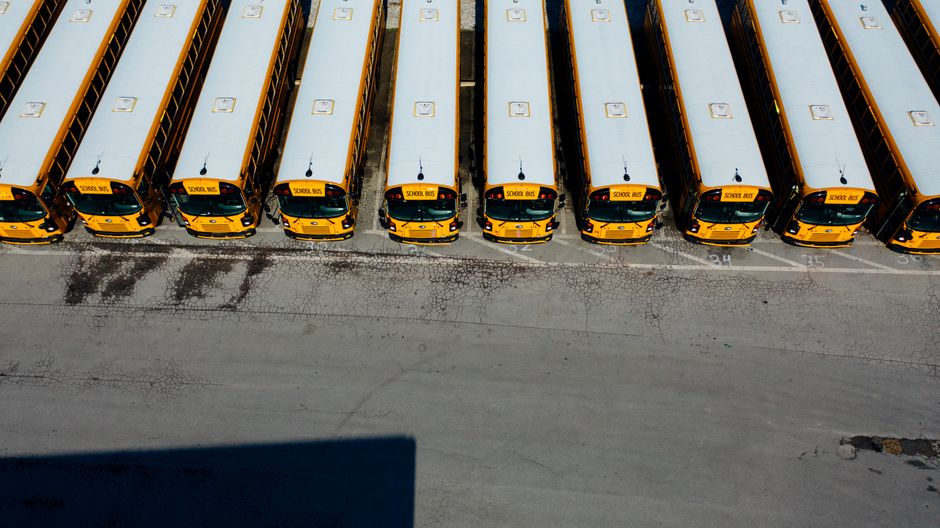 Blue-Bird-Aktie im Fokus: Förderung für saubere Schulbusse verändert die Bewertungsdebatte
