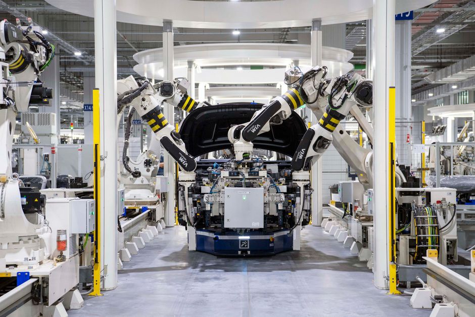 Bentley rüstet sein Werk in Crewe für den brandneuen Torcal