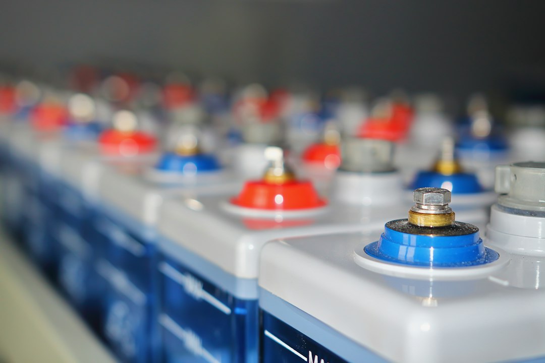 Mitsui Kinzoku und Factorial verbünden sich, um die Produktion von Feststoffbatterien zu industrialisieren