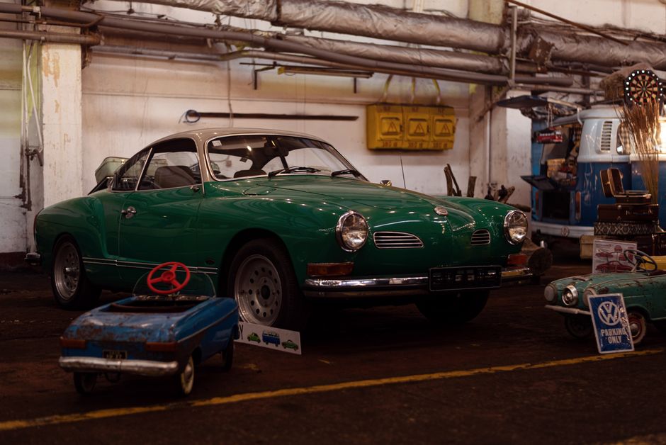 This VW Karmann Ghia Type 34 Hides a Porsche 911 Flat-Six Under Its Skin