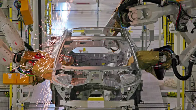 Volvo Q3 Sales Slide 10.7% as China Demand Craters and U.S. Recovery Stalls