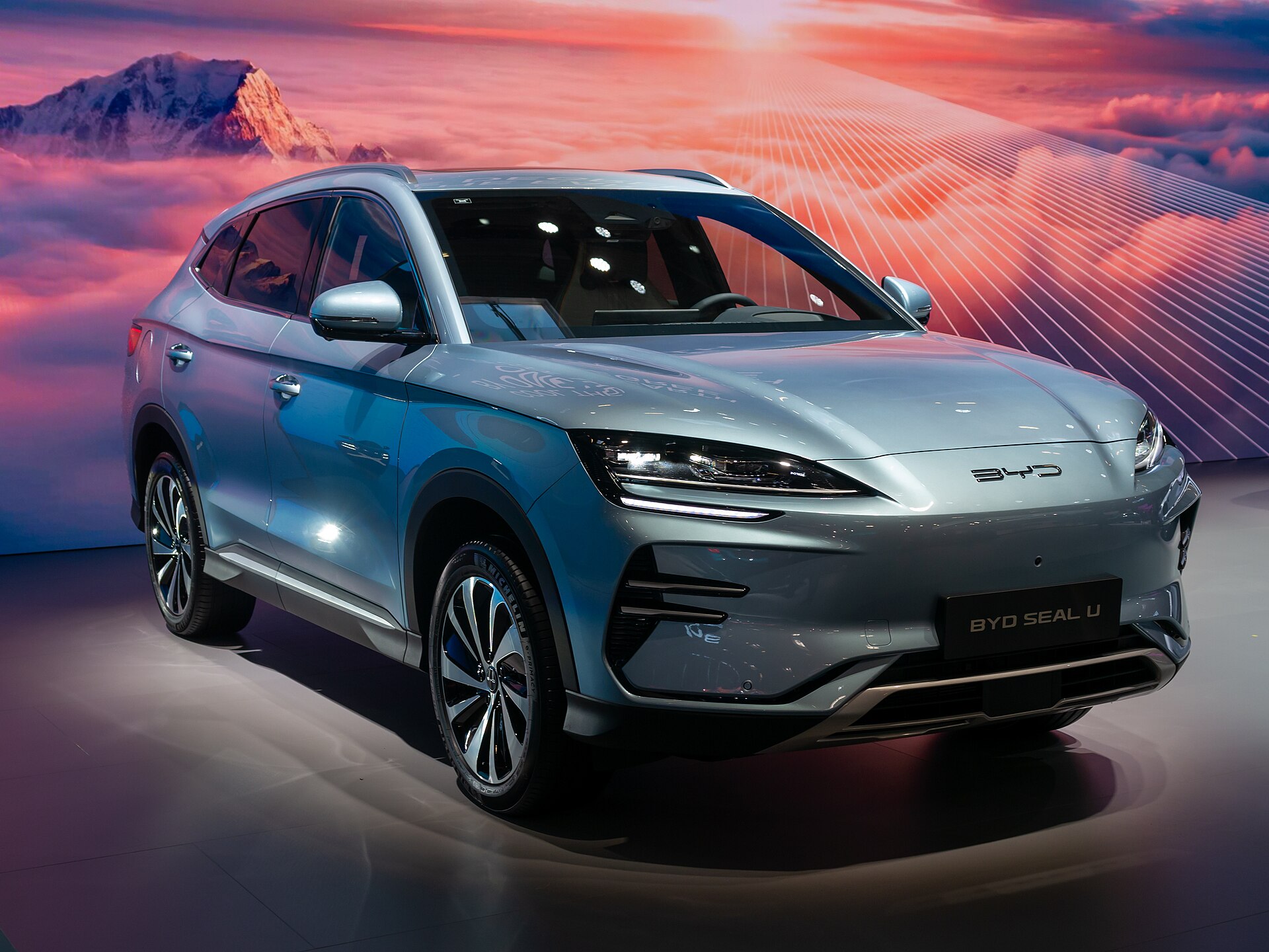 BYD Teases Next-Generation Seal 07 Sedan with a Roomier Cabin