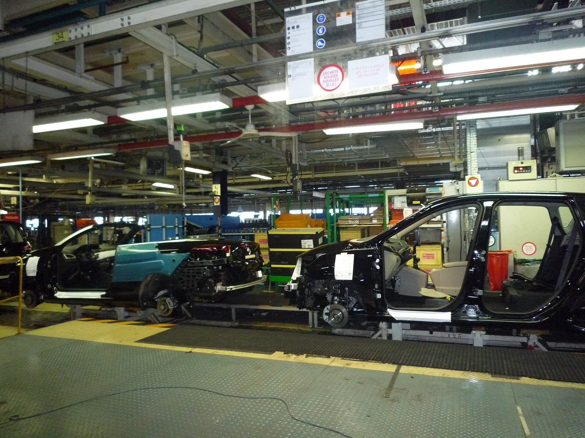 Renault and EDF Plan 2027 Launch for Vehicle-to-Grid Bundle in France