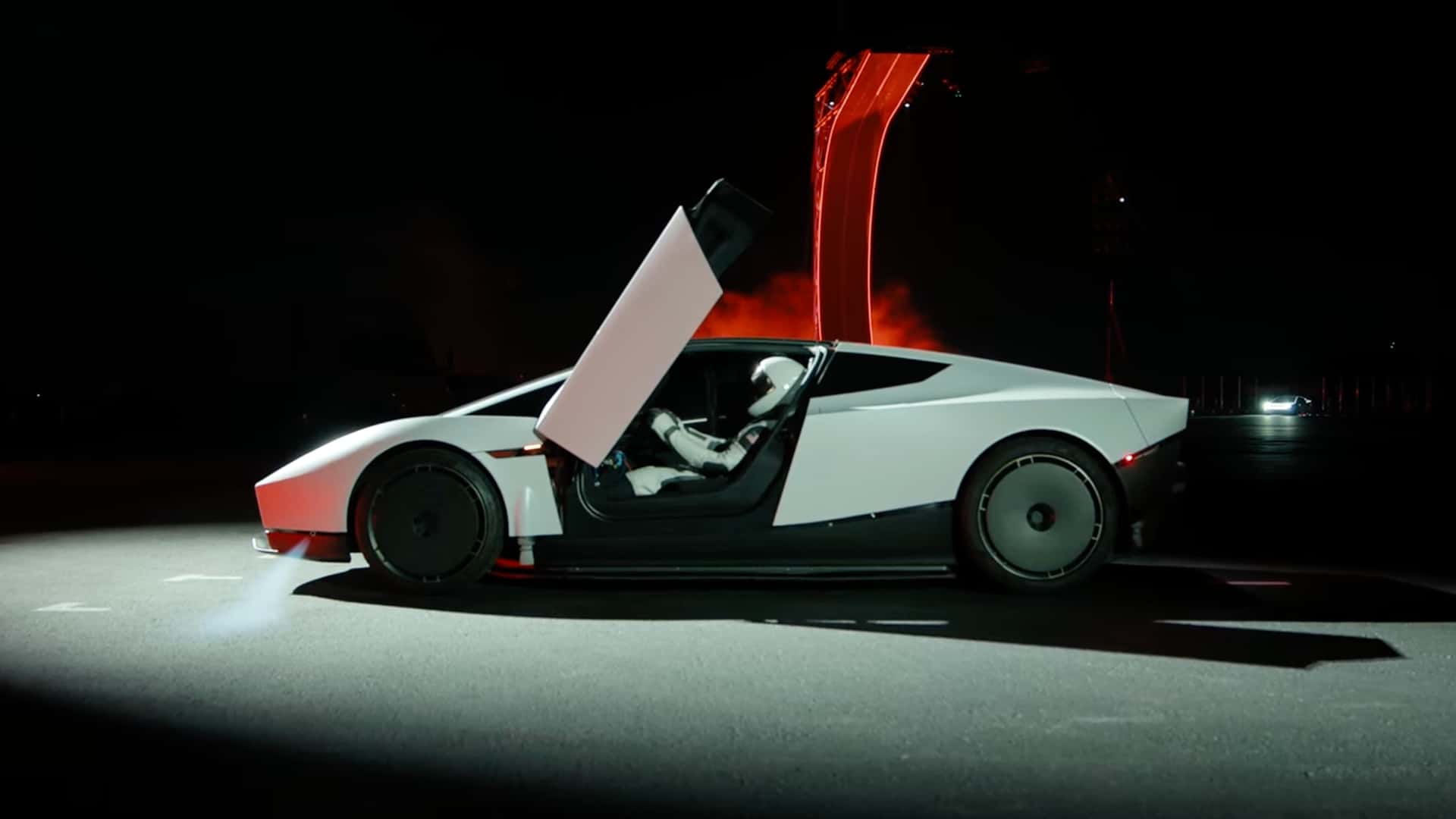 Tesla'nın Uçan Roadster'ı Trafiğe Çıkamayacak: Musk da Bunu Biliyor