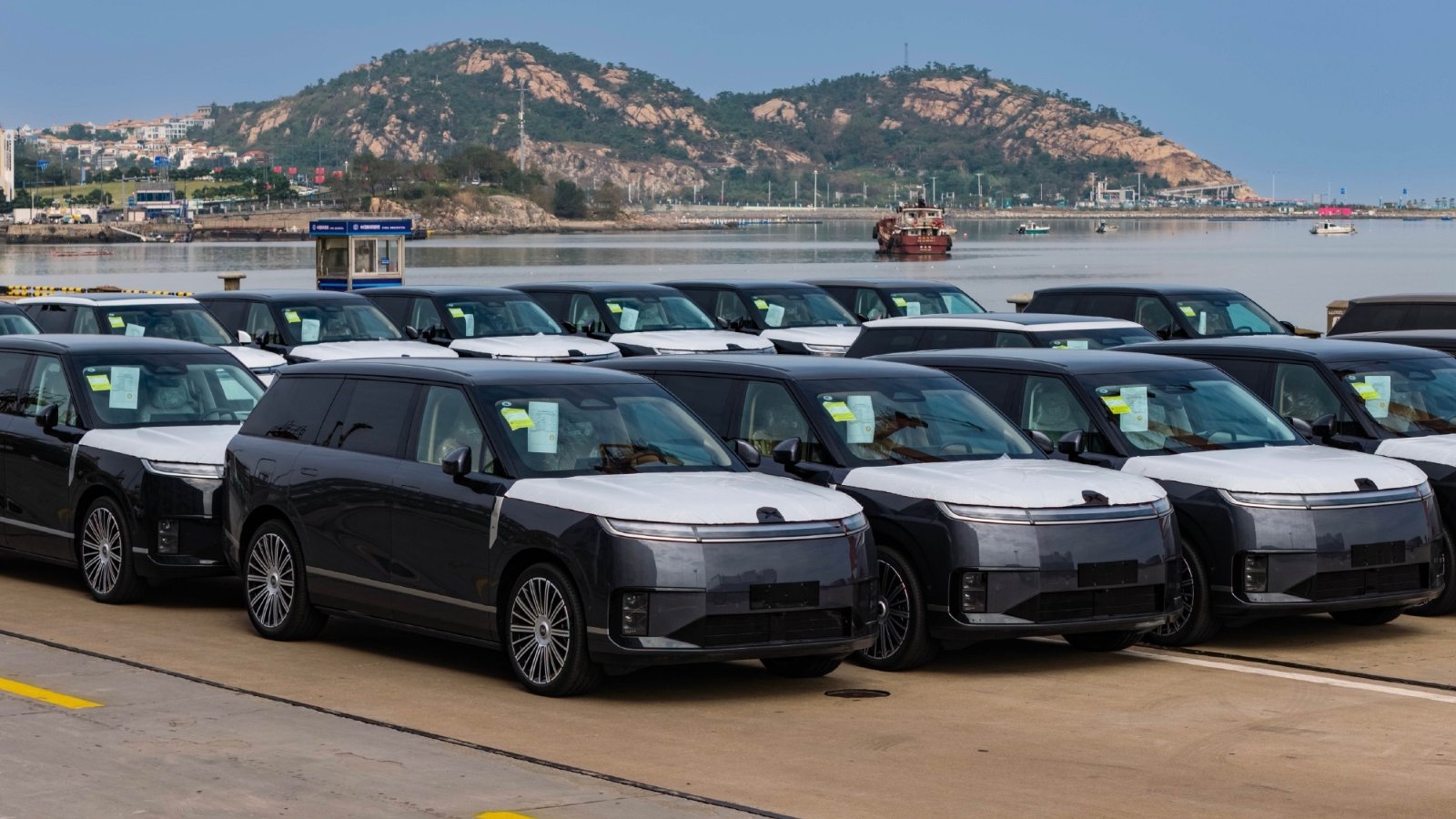 Xpeng's Flagship GX Draws 3,000+ Middle East Orders as Overseas Push Accelerates