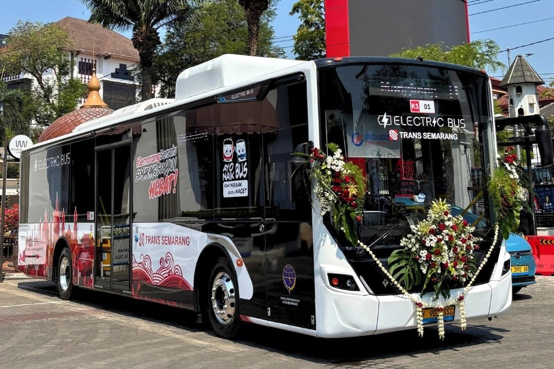 Trans Semarang Rolls Out 27 Locally Built Electric Buses
