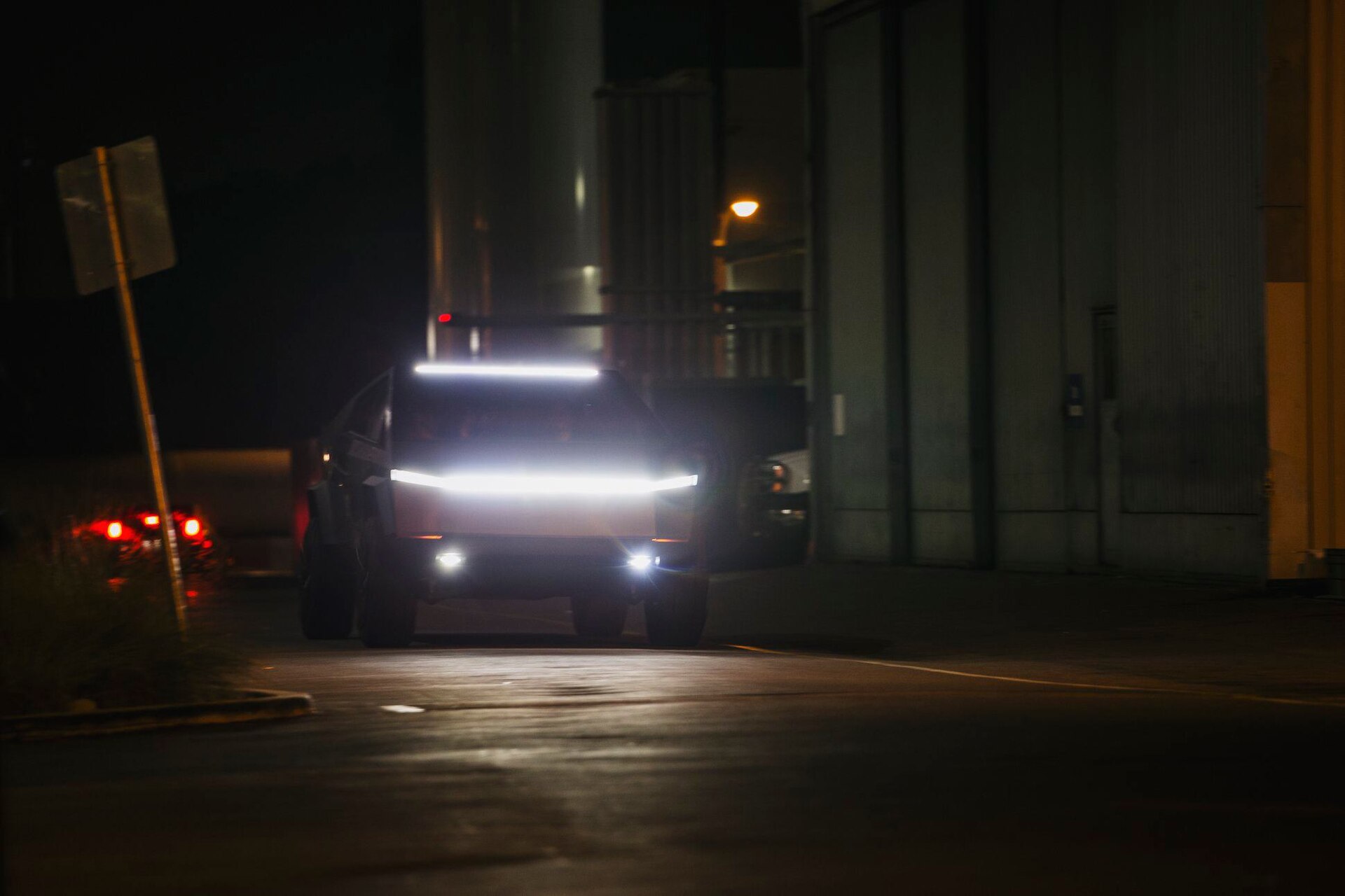 Tesla'nın Kârı, Ar-Ge Harcamalarının Araç Satış Kârını Baskılamasıyla Düştü