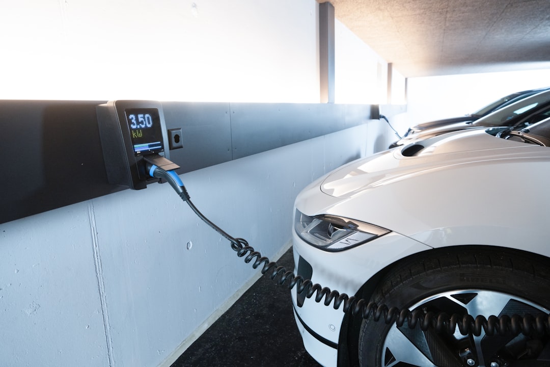 Chargecloud Teams Up with Hubject to Extend Plug&Charge to AC Chargers