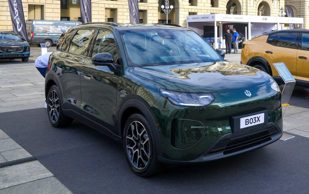Leapmotor B03X İlk Sürüş: Ferah Elektrikli Crossover, Ancak İşçilikte Eksikler Var