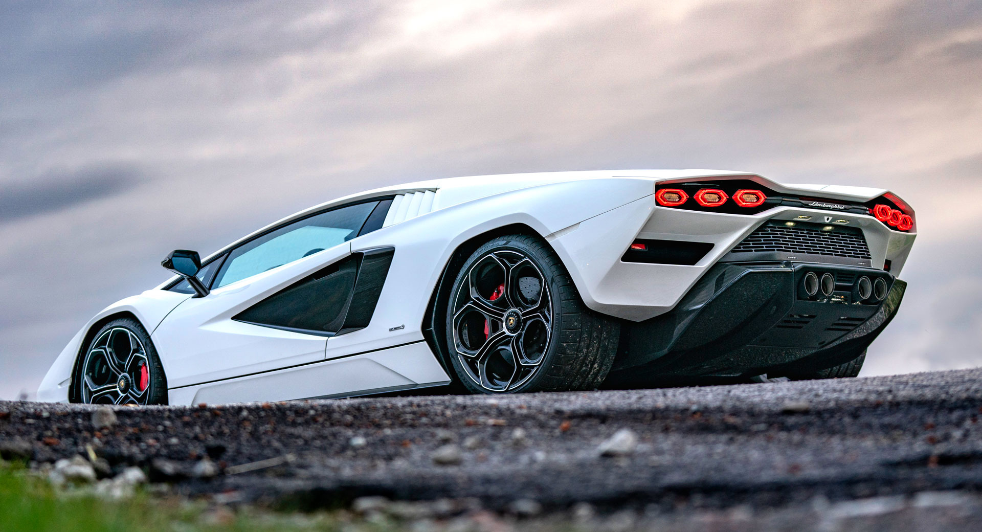 Lamborghini Turns to Synthetic Fuels to Preserve Combustion Engines Beyond 2030