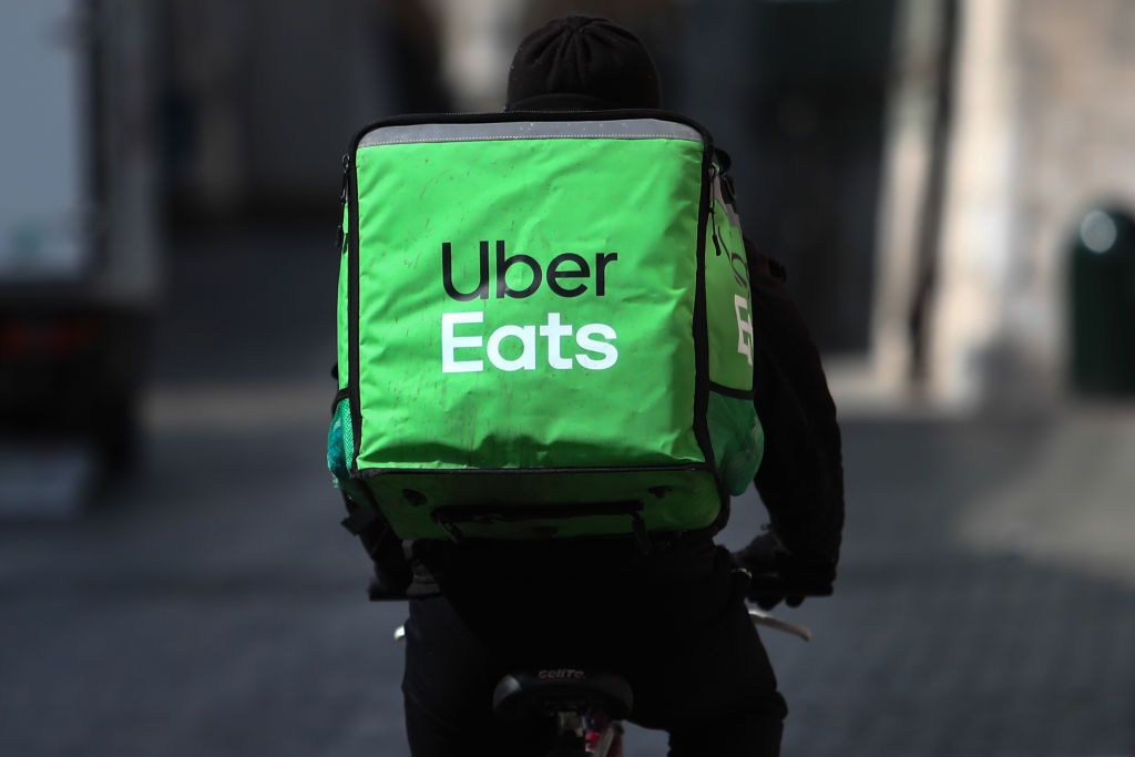 Uber, ezCater'ı 2,3 Milyar Dolara Satın Alarak Catering Pazarına Giriyor