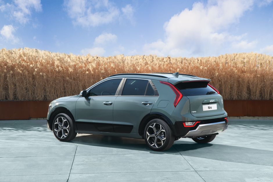 Fişe Takmadan 53 MPG'ye Ulaşan Aile SUV'u