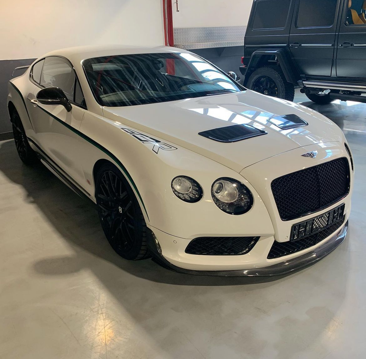 Bentley Supersports: Mühendislerin İçten Gelen Arzusu