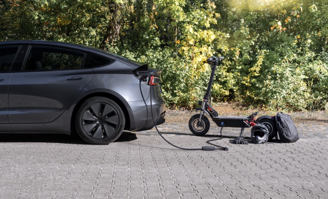 Tesla, Avustralya'da Model 3'ün Giriş Fiyatını 46.000 Doların Altına İndirdi: Tüm Yeni Araçlara Vehicle-to-Load Geldi