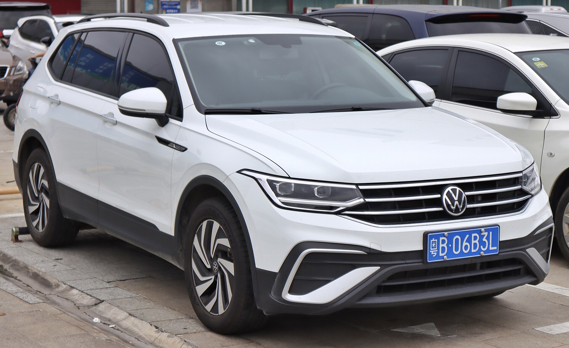 Volkswagen CEO'sundan Almanya'da Maliyetleri Düşürmek İçin Daha Uzun Çalışma Saati Önerisi