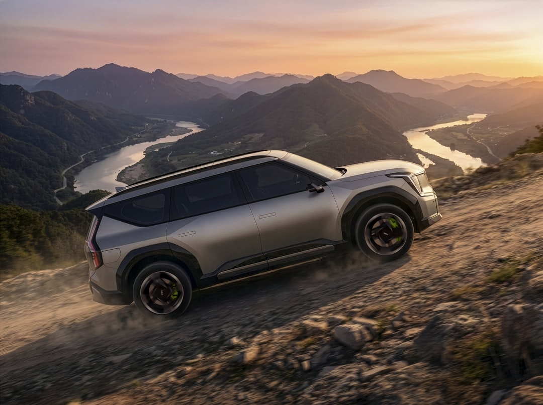 Stelato G9 Debuts as Huawei HIMA's First Rugged Luxury SUV, Priced from $63,300