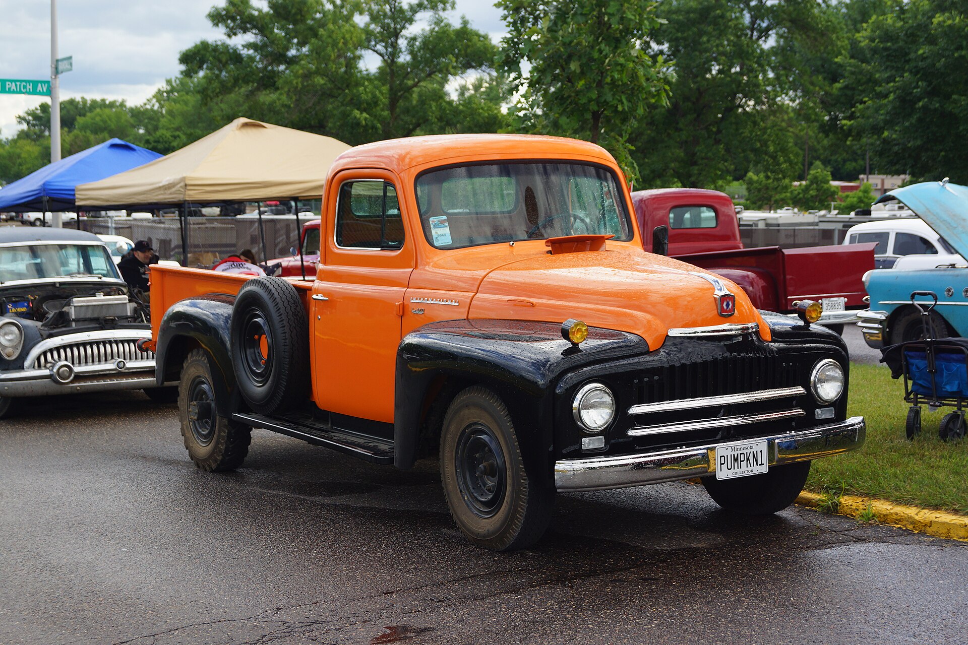 1950 International L-120 Pickup Colorado'da 8.000 Dolar İstiyor