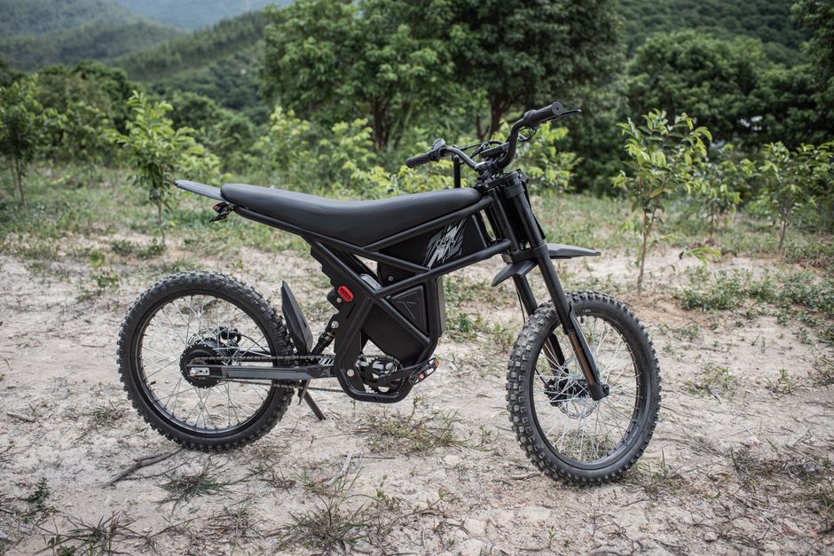 Test: Bu E-Bike Batarya Şarj Kabini, Yangın Güvenliğine Ciddi Bir Katman Ekliyor