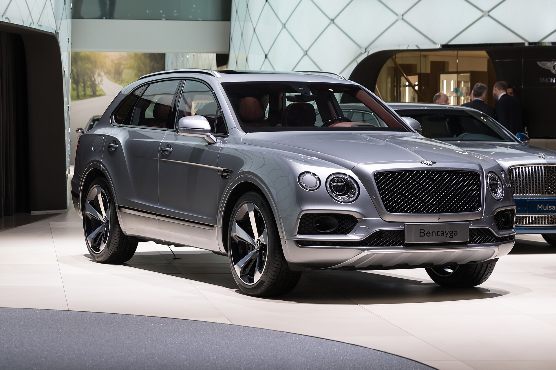 Bentley'nin İlk Elektrikli Modeli Torcal: V8 Sesi Var, V8'in Kendisi Yok