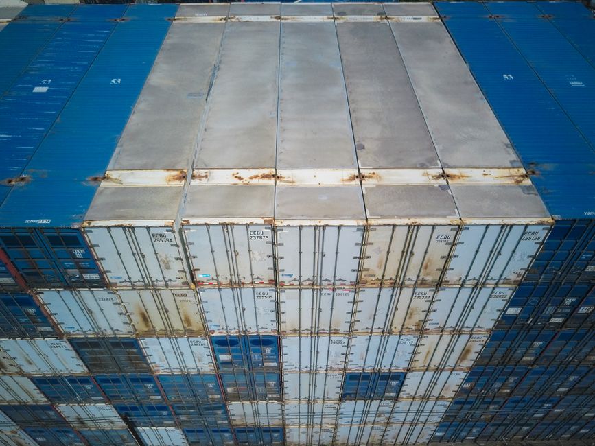 How Custom Containers Streamlined Damaged Battery Logistics for Renewance