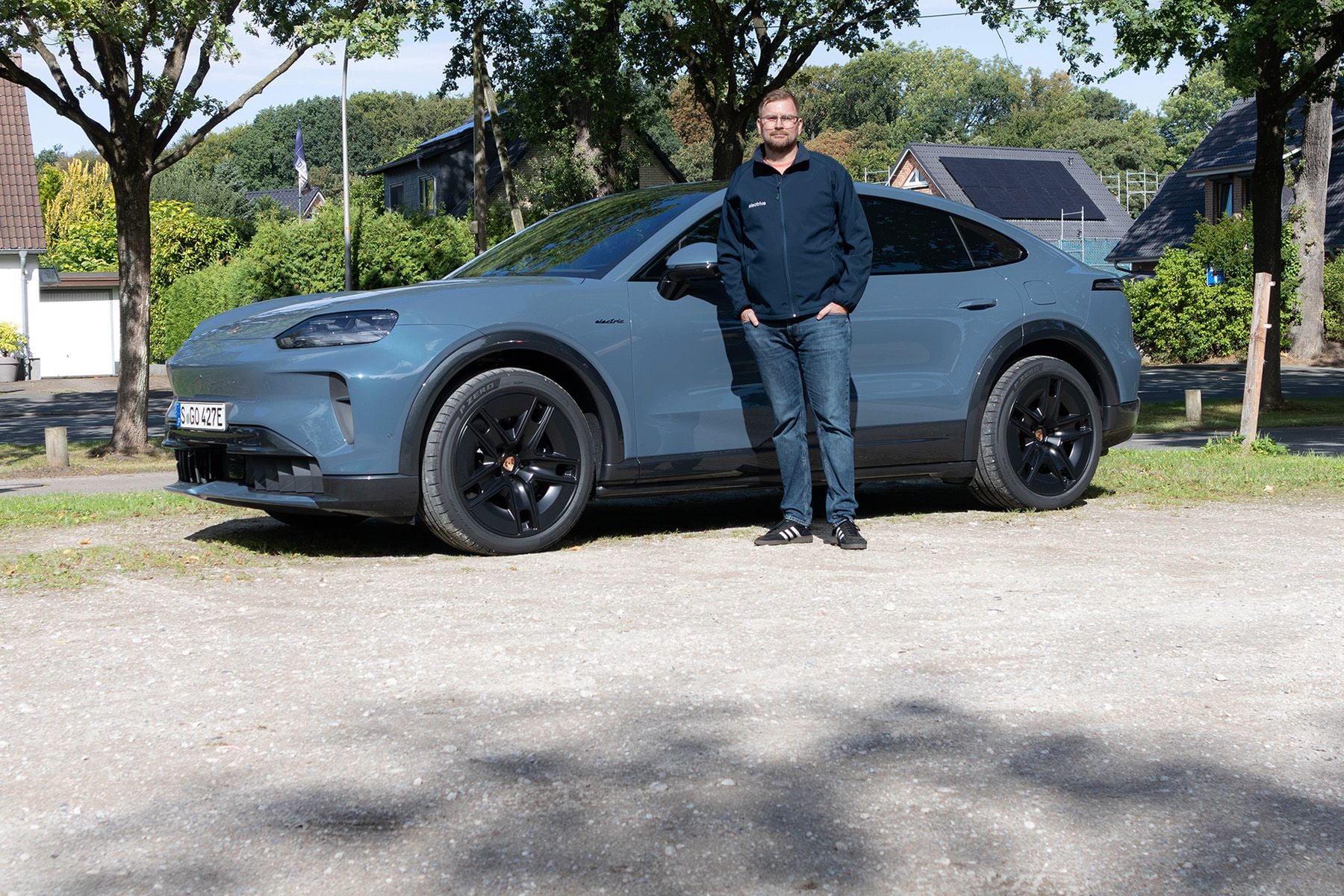 Porsche Cayenne S Coupé Electric Tested: 390 kW Charging and a 113 kWh Pack