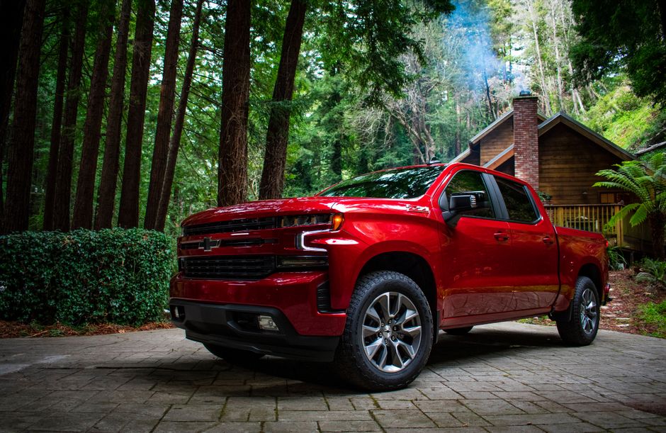 2027 Silverado and Sierra Keep the 305-HP Duramax—and That's a Good Thing