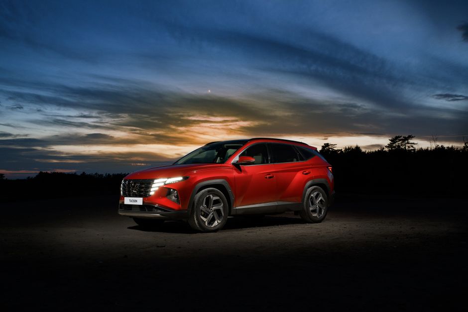 Üçlü Hibrit SUV Karşılaştırması: Jeep Cherokee, Hyundai Tucson ve Toyota RAV4