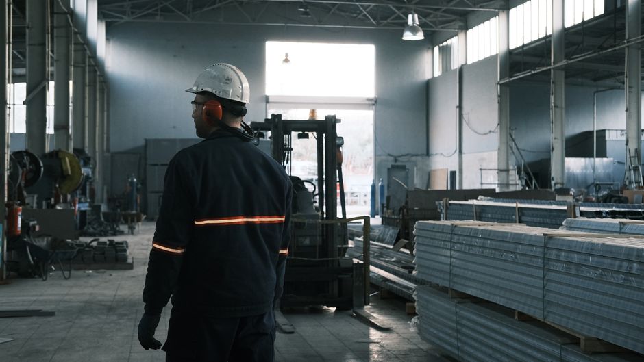 WEVC Partners with Qatari Investor to Launch Qatar's First EV Manufacturing Plant