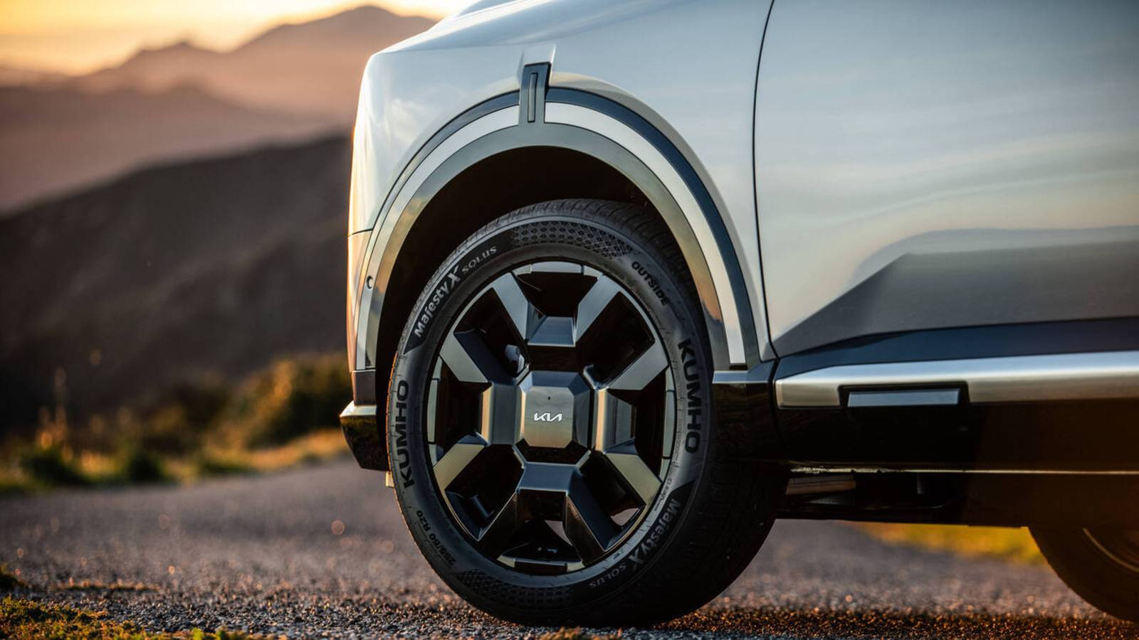 Kia's Fuel-Sipping Lineup: One Minivan and Six SUVs Built to Cut Your Gas Bill