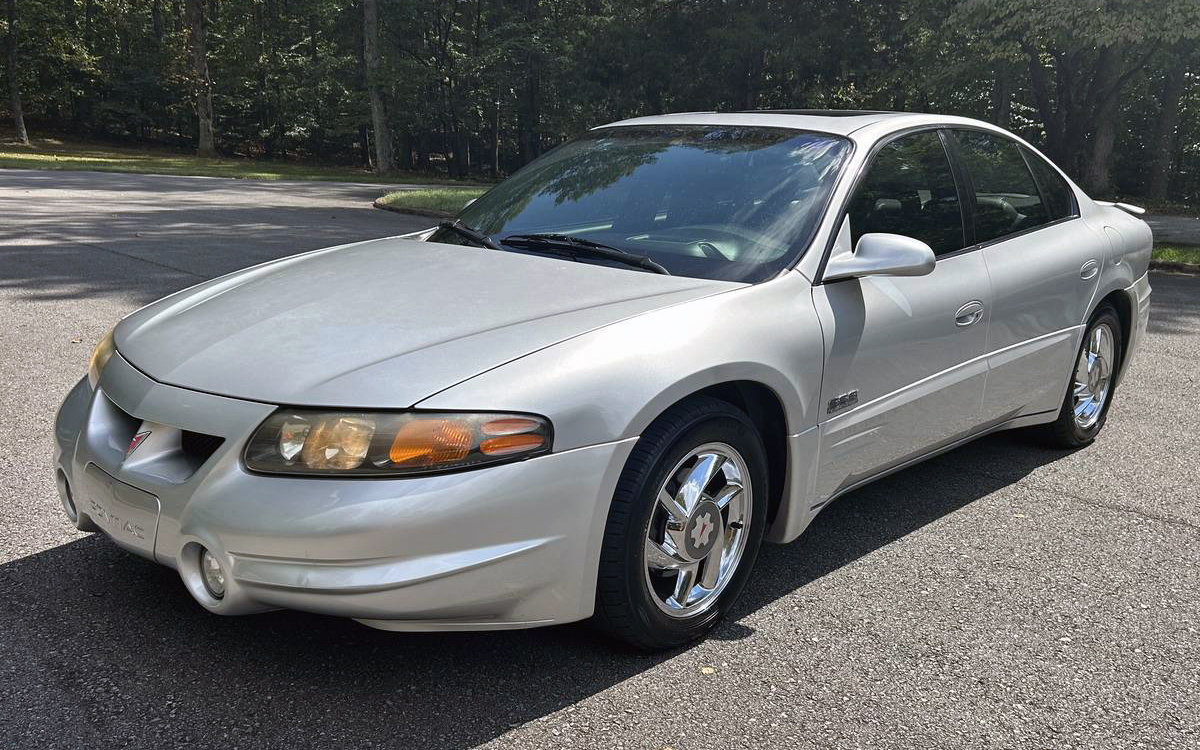 Süper şarjlı bir zaman kapsülü: 2000 Pontiac Bonneville SSEi satışta