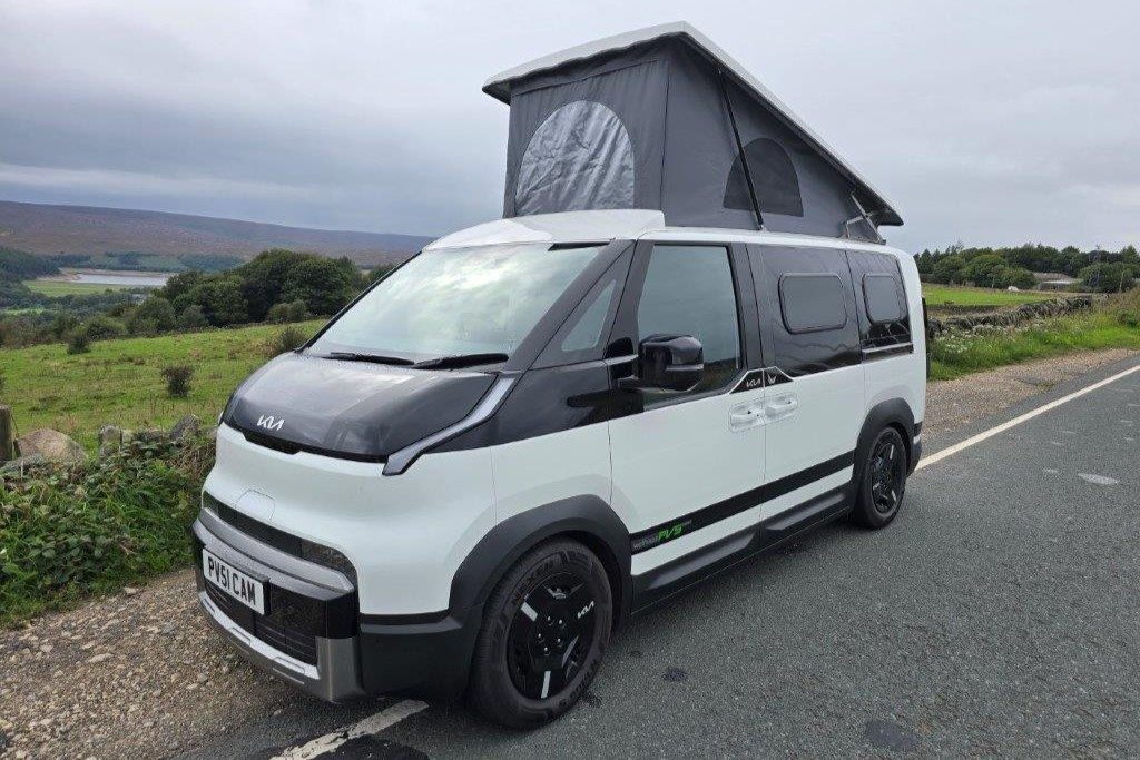 Kia PV5 elektrikli karavan: iki yatak ve tam donanımlı mutfak