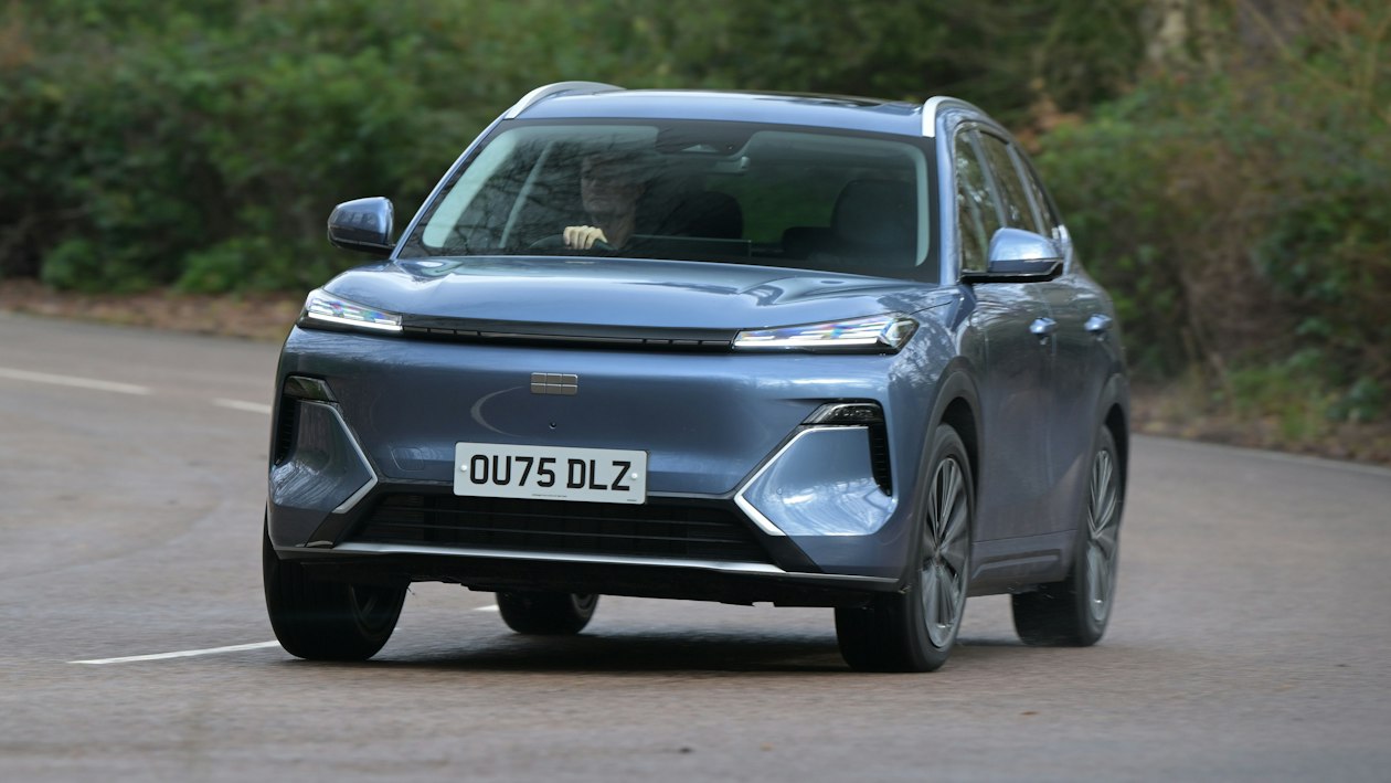 Geely Starray Plug-in Hibrit SUV, Ayda Sadece 180 Sterlin'e Sunuluyor