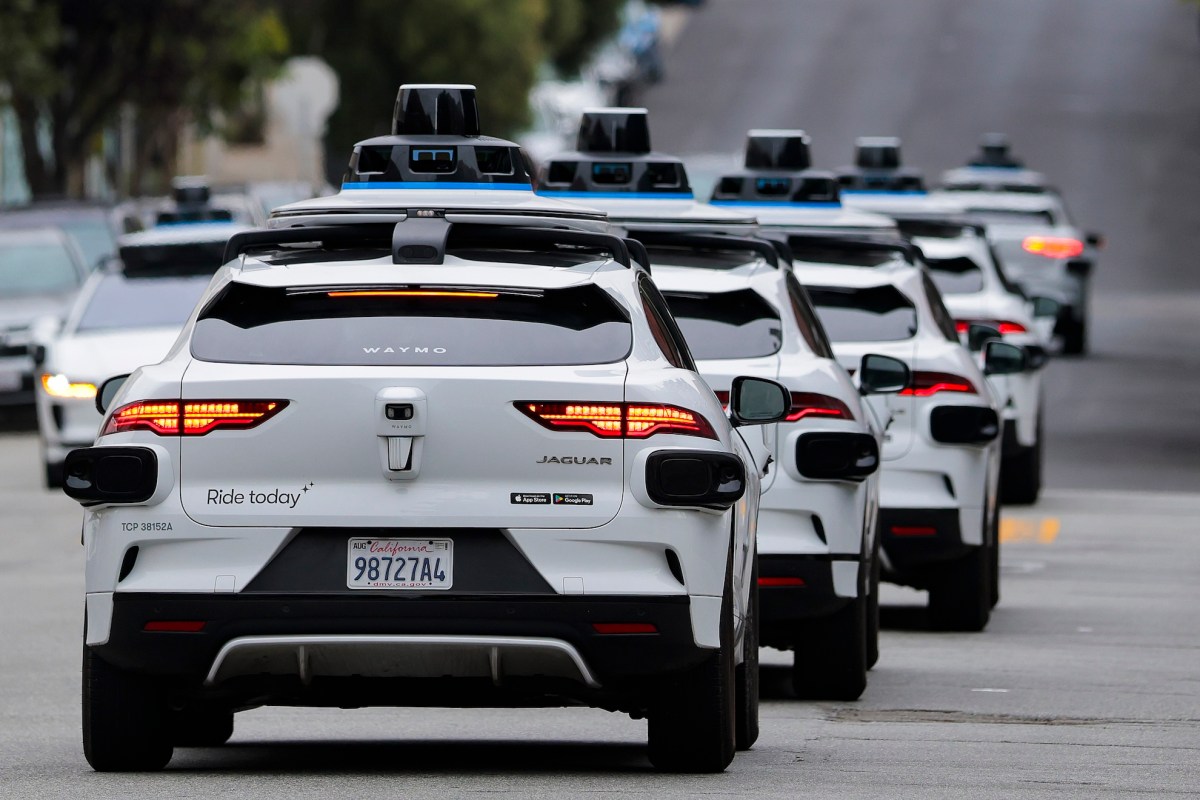 California Tightens Robotaxi Rules With Fines for Blocking Emergency Crews