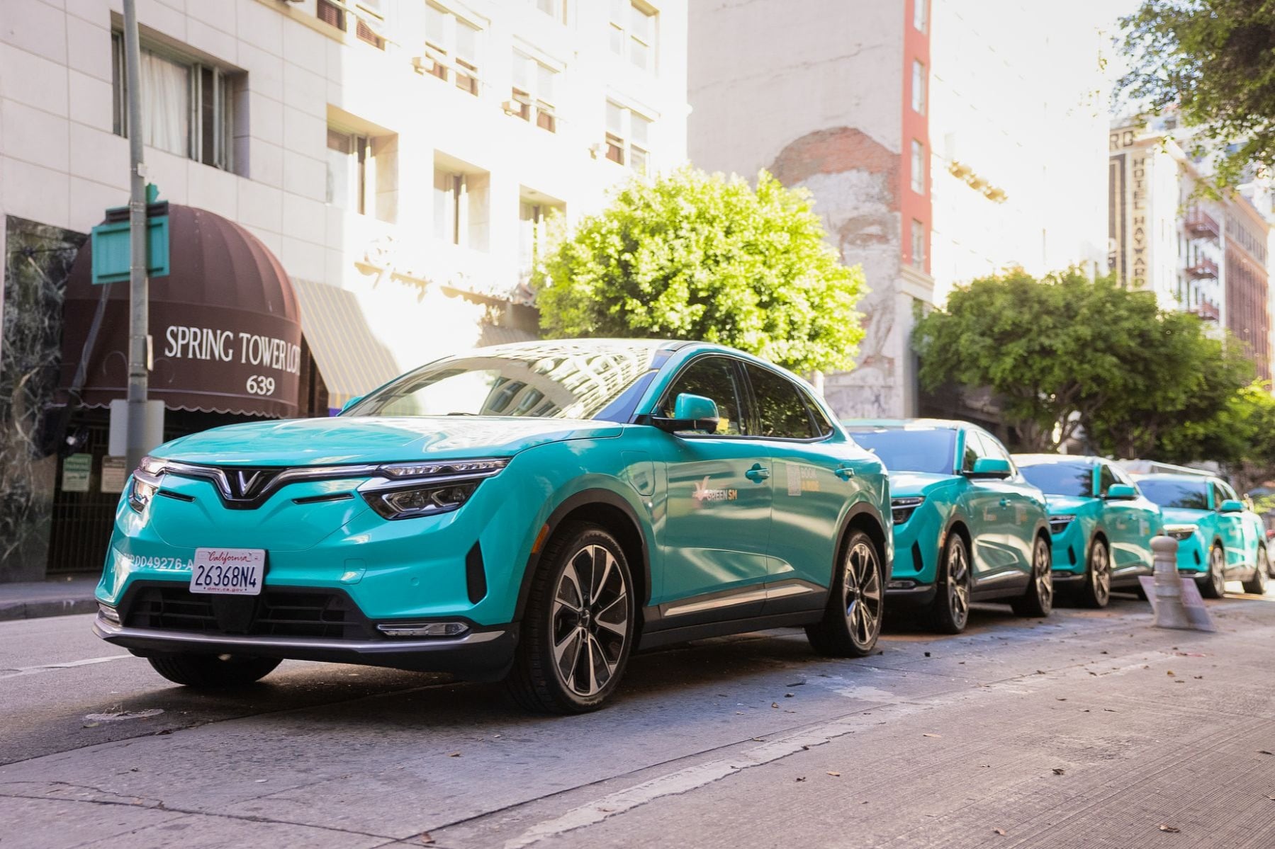 Green SM Brings Its VinFast Electric Taxi Fleet to Los Angeles