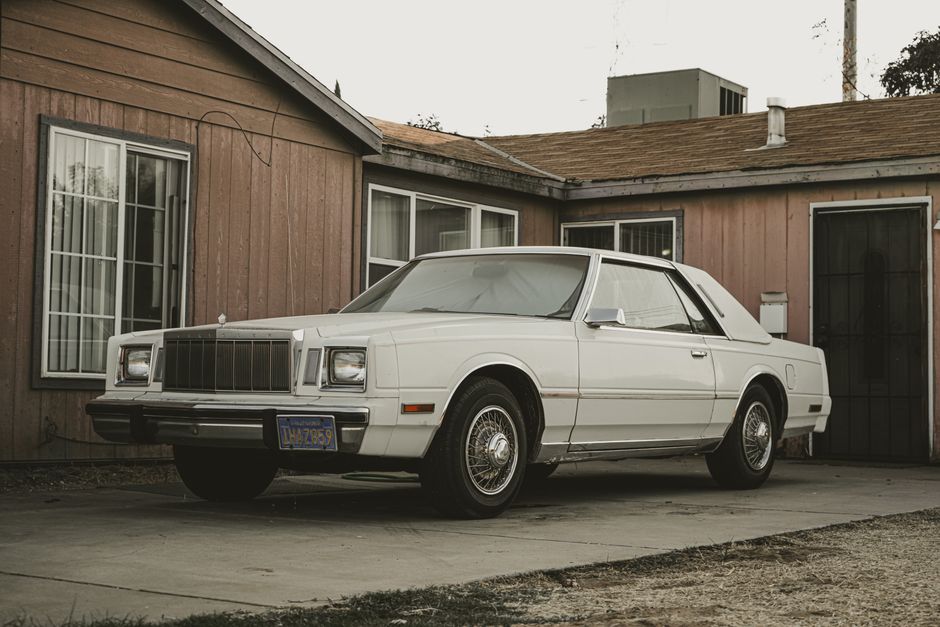 360 V8 Under the Hood: A Look at This 1980 Dodge Mirada