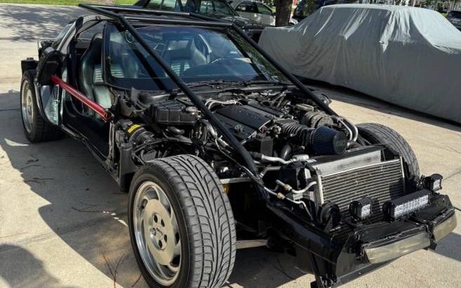 Bu 1994 Corvette Artık Neredeyse Corvette Değil — ve Satılık